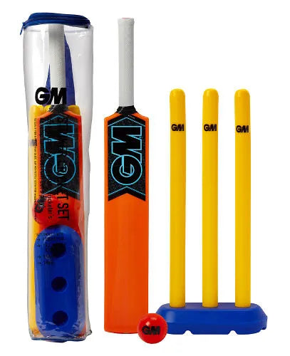 G&M Striker Cricket Set